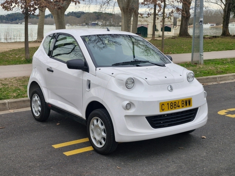 AIXAM eMINAUTO ACCESS foto miniatura